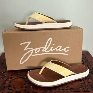 Zodiac Sunny Striped Yellow Thong Flip Flop Women’s Size 6